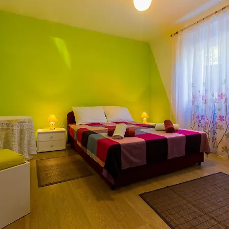 Haustierfreundliches Mit Grosser Terrasse Und Grandiosen Blick Auf Apartament