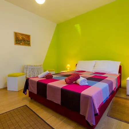 Haustierfreundliches Mit Grosser Terrasse Und Grandiosen Blick Auf Apartament