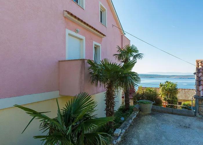Haustierfreundliches Mit Grosser Terrasse Und Grandiosen Blick Auf Dramalj