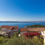 Appartement Haustierfreundliches Mit Grosser Terrasse Und Grandiosen Blick Auf Dramalj